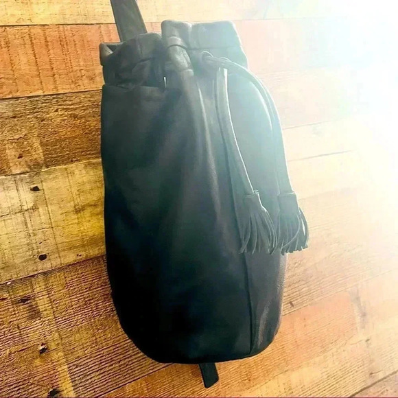 Julia Duran Rainguarded Leather VTE Sling/Backpack Bag - Picture 3 of 10